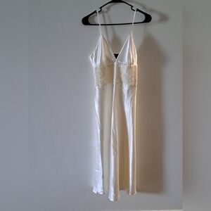 NWT Jones New York Bridal Nightgown Nightie Cream Sz M